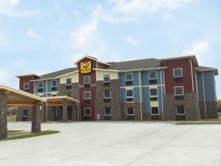 My Place Hotel-fort Pierre, Sd 2*